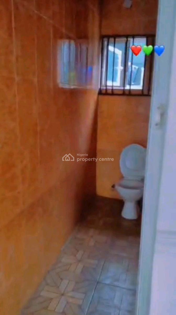 Very Decent and Spacious Miniflat Apartment, Off Pedro Road, Ladilak, Shomolu, Lagos, Mini Flat (room and Parlour) for Rent