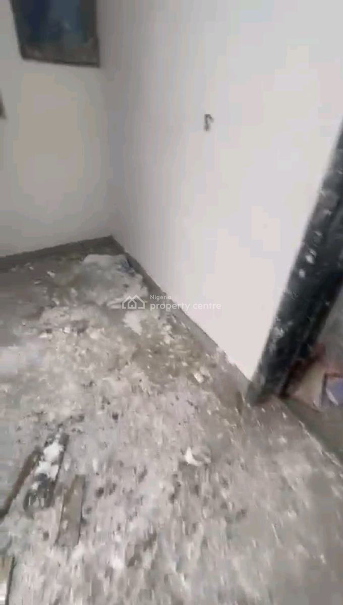 Very Decent and Spacious Mini Flat, Off Pedro Road, Ladilak, Shomolu, Lagos, Mini Flat (room and Parlour) for Rent