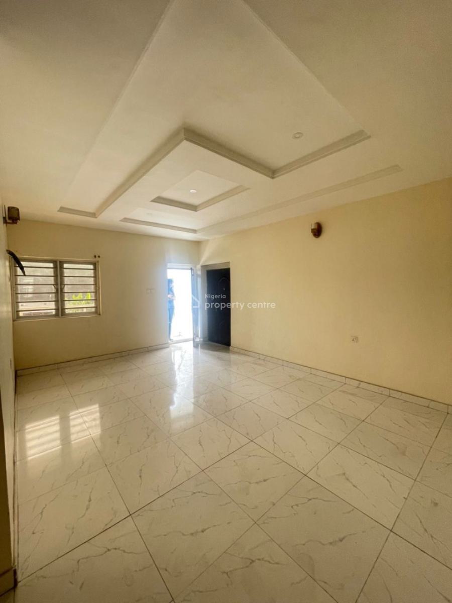 a Standard 3 Bedroom Apartment, Mobil Road Ilaje Ajah, Lekki, Lagos, Flat / Apartment for Rent