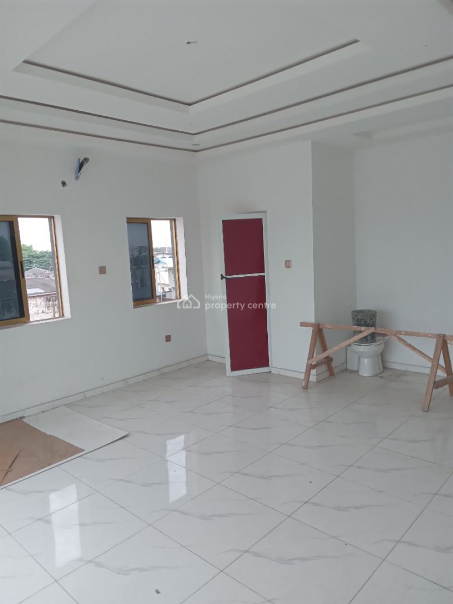 Office Space/shop Space, Awoyaya, Ibeju Lekki, Lagos, Office Space for Rent