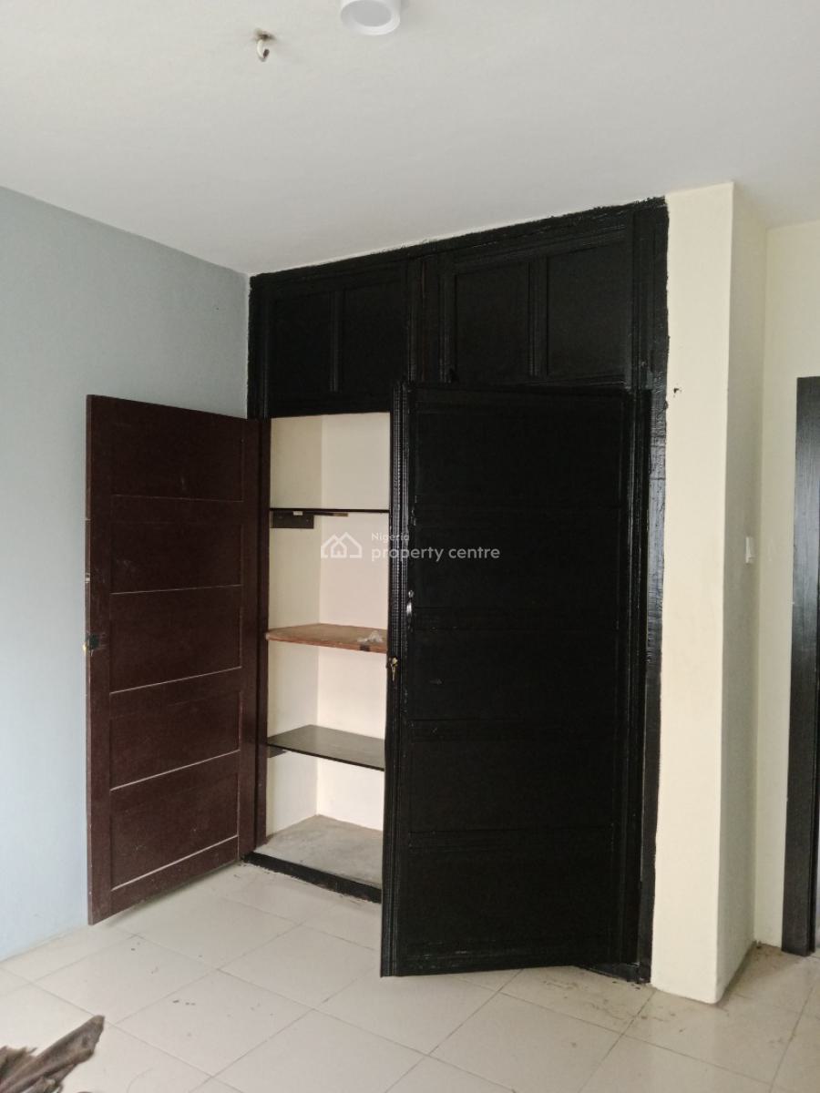 Pay and Pack in 3 Bedroom Flat Upstairs, Haruna, Ogba, Ikeja, Lagos, Flat / Apartment for Rent