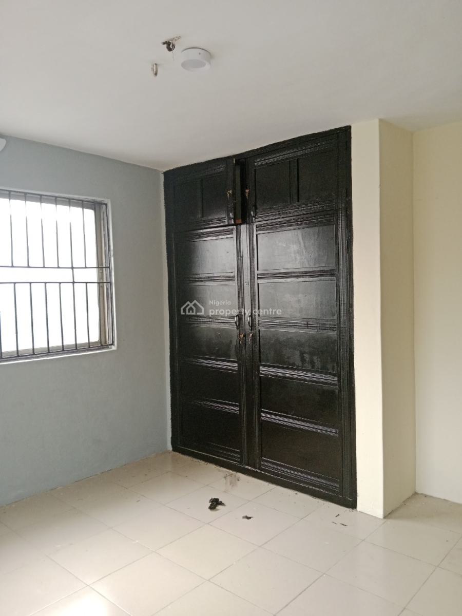 Pay and Pack in 3 Bedroom Flat Upstairs, Haruna, Ogba, Ikeja, Lagos, Flat / Apartment for Rent