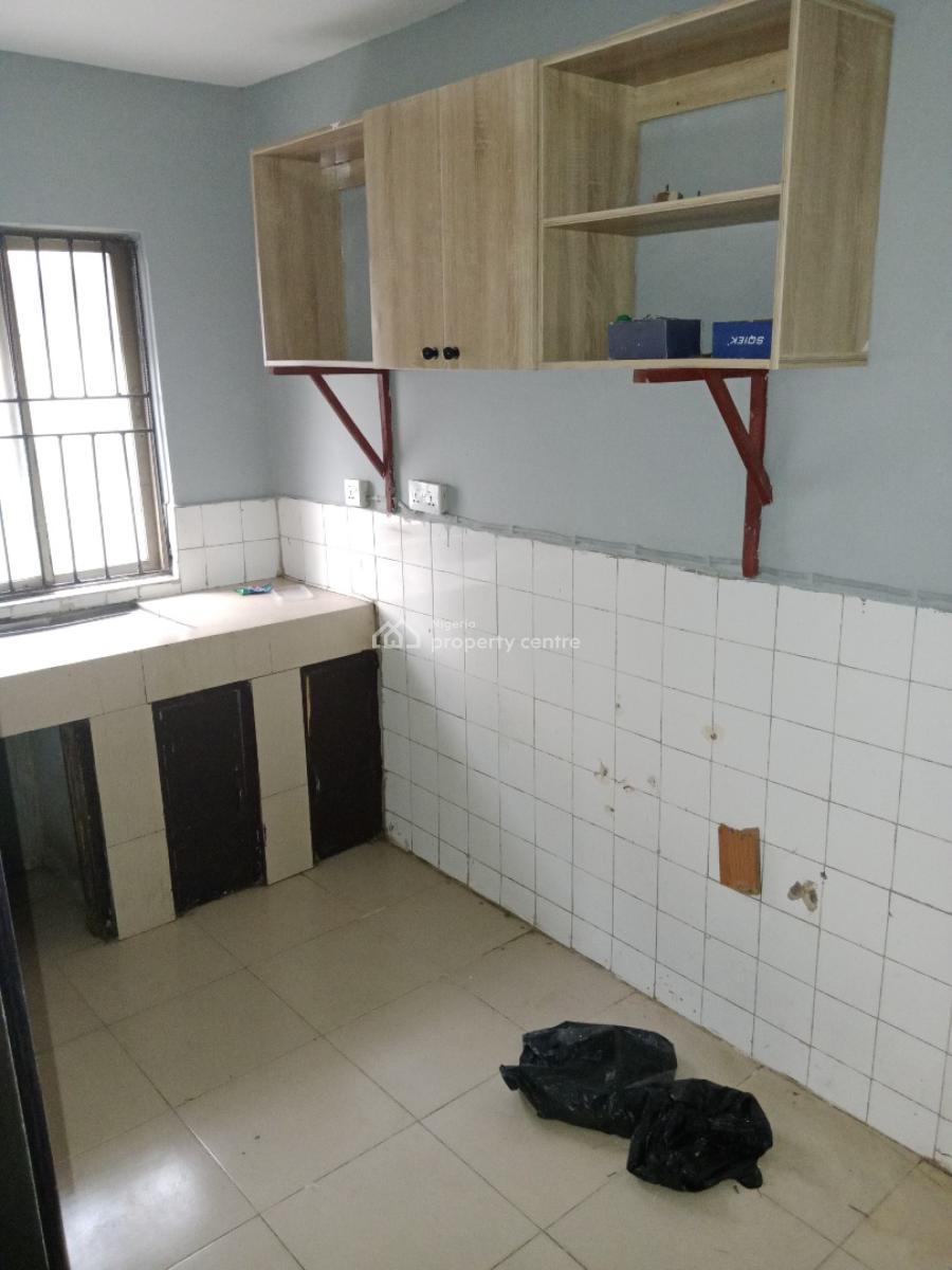 Pay and Pack in 3 Bedroom Flat Upstairs, Haruna, Ogba, Ikeja, Lagos, Flat / Apartment for Rent