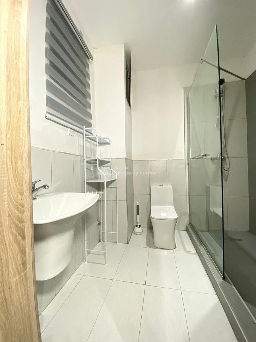 1 Bedroom Services Apartment, Ojuari Street,  Close to Safe Court Apartment, Ikate, Lekki, Lagos, Mini Flat (room and Parlour) Short Let