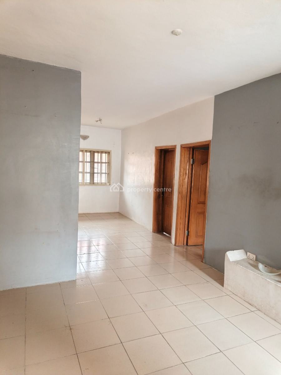 2 Bedroom Apartment, Off New Road, Lekki, Lagos, Flat / Apartment for Rent