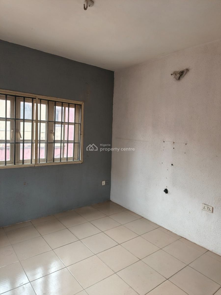 2 Bedroom Apartment, Off New Road, Lekki, Lagos, Flat / Apartment for Rent