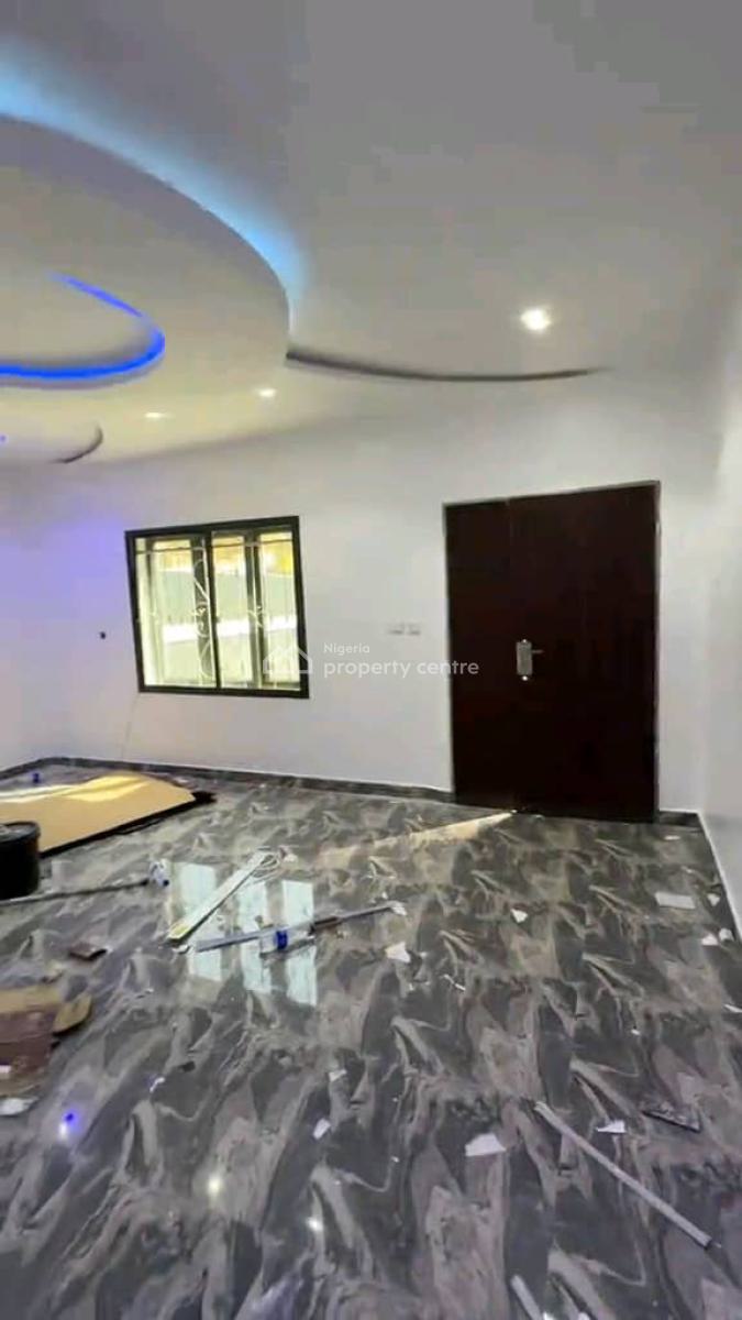 Standard Spacious 3 Bedroom Duplex with Bq, Asokoro District, Abuja, House for Rent