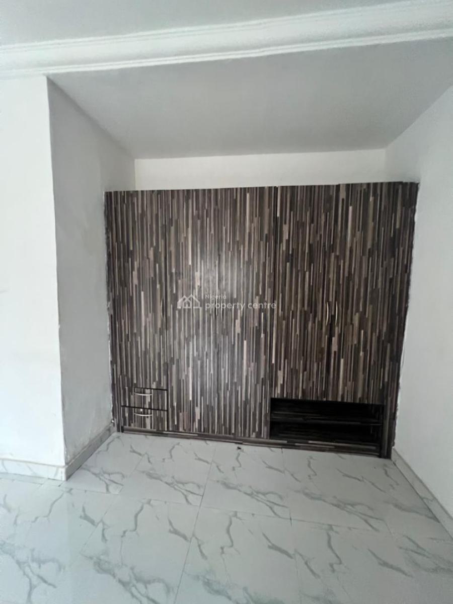 2 Bedroom Apartment, Ilaje, Ajah, Lagos, Flat / Apartment for Rent