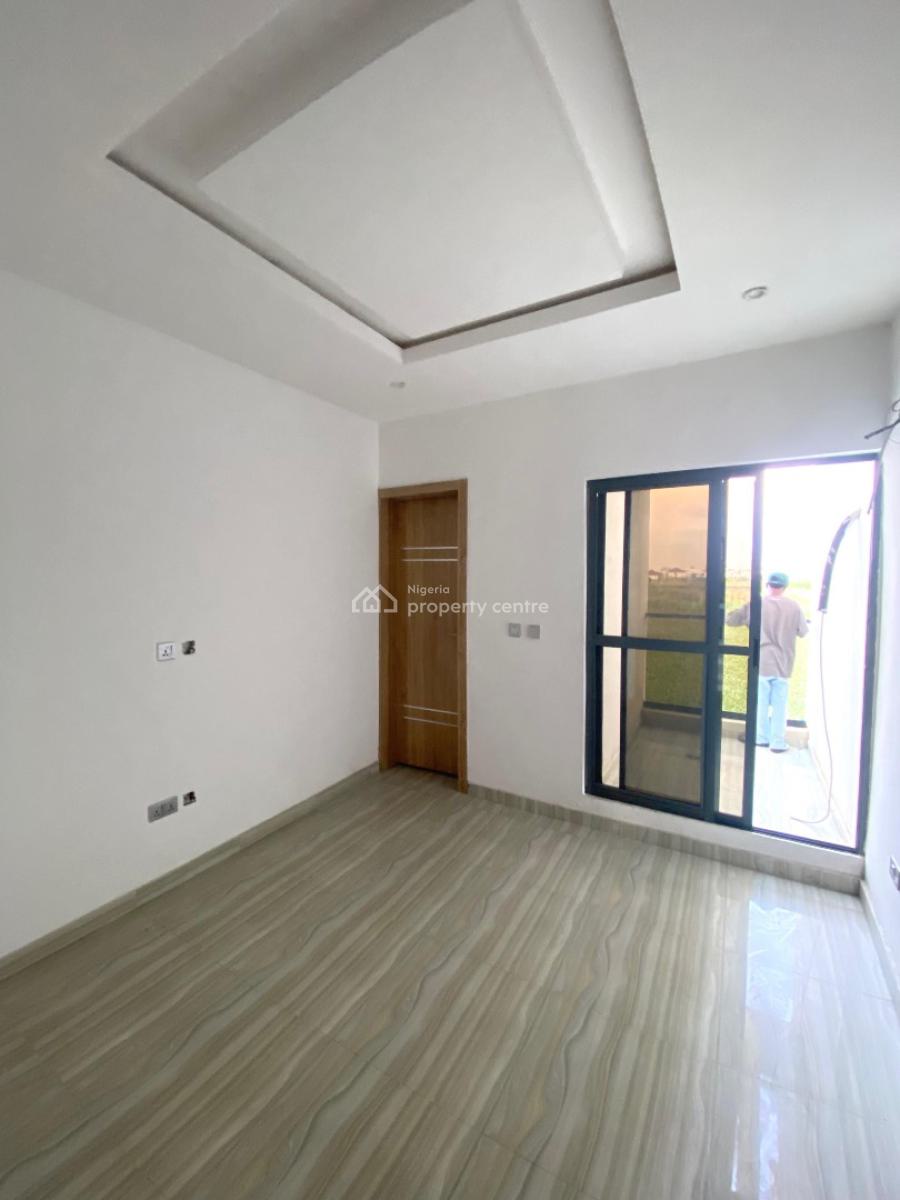 Well Fitted 4 Bedroom Contemporary Design Triplex with 1 En-suite Bq, Gated Estate in Chevron, Lekki, Lagos, Detached Duplex for Sale