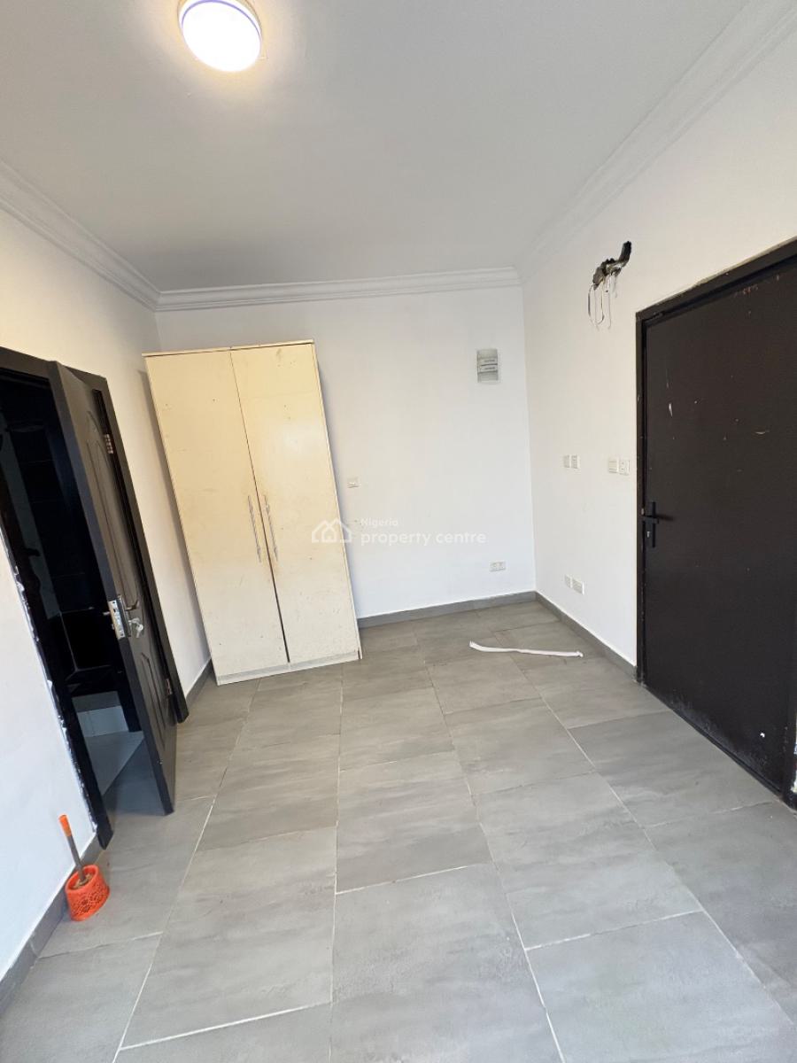 Studio/selfcon, Spg Road Before Igbo Efon Traffic Light Ologolo, Ologolo, Lekki, Lagos, Self Contain (single Rooms) for Rent