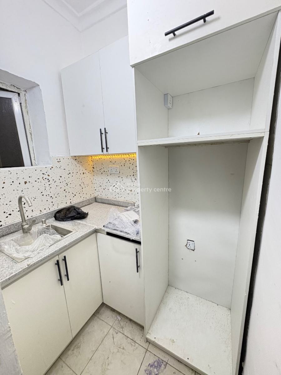 Studio/selfcon, Spg Road Before Igbo Efon Traffic Light Ologolo, Ologolo, Lekki, Lagos, Self Contain (single Rooms) for Rent