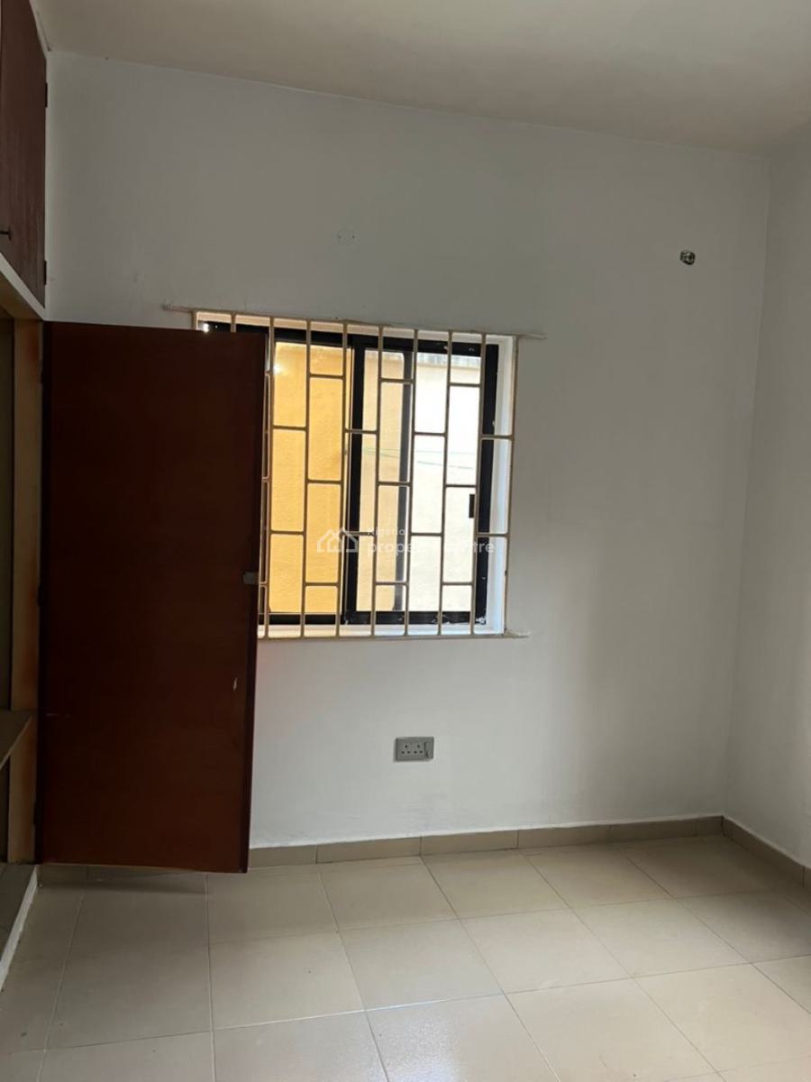 1bed Room Apartment, Off Bisola Durosimi, Lekki Phase 1, Lekki, Lagos, Mini Flat (room and Parlour) for Rent