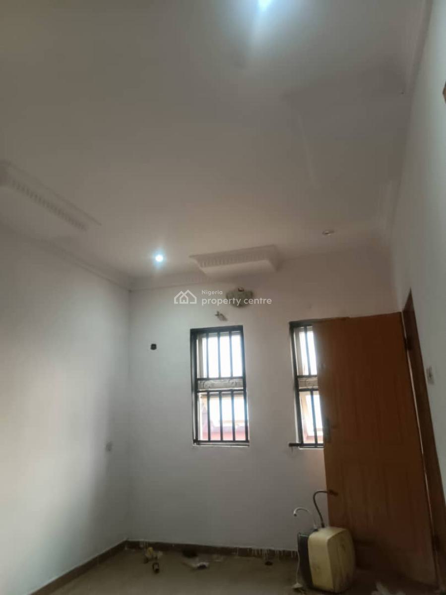 6 Units Nicely Renovated 2 Bedroom Flat, Aqua View Estate, Ori-oke, Ogudu, Lagos, Flat / Apartment for Rent