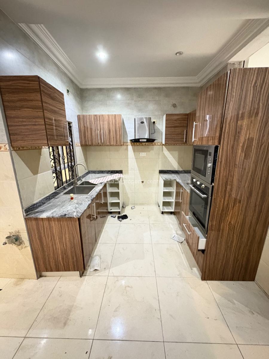 3 Bedroom Flat, Off Admiralty Way, Lekki Phase 1, Lekki, Lagos, Flat / Apartment for Rent