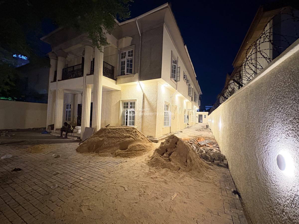 3 Bedroom Flat, Off Admiralty Way, Lekki Phase 1, Lekki, Lagos, Flat / Apartment for Rent