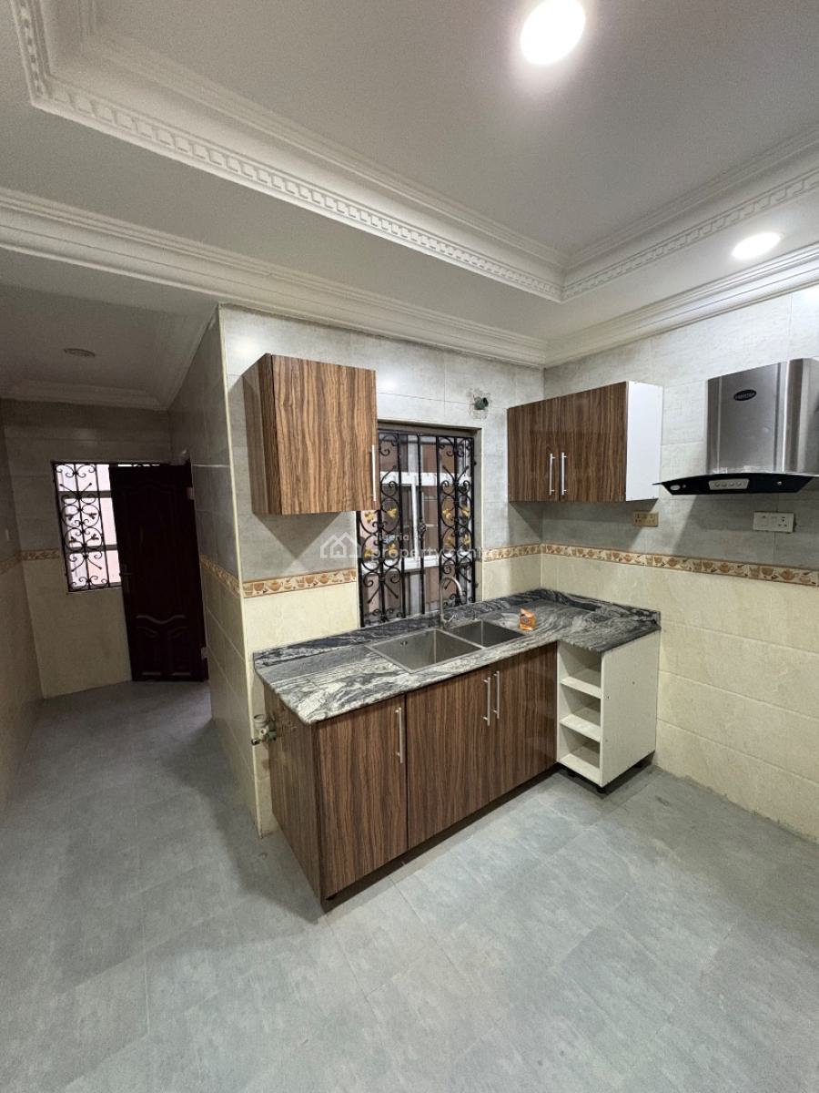 Newly Renovated 3 Bedroom, Off Admiralty Way, Lekki, Lagos, Flat / Apartment for Rent