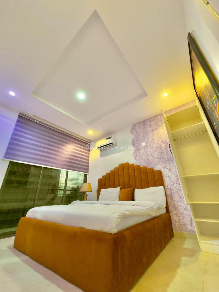 Luxury 2 Bedroom Flat with Top-notch Amenities, 7 Rock Drive, The Rock Apartment, Lekki Phase 1, Lekki, Lagos, Flat / Apartment Short Let