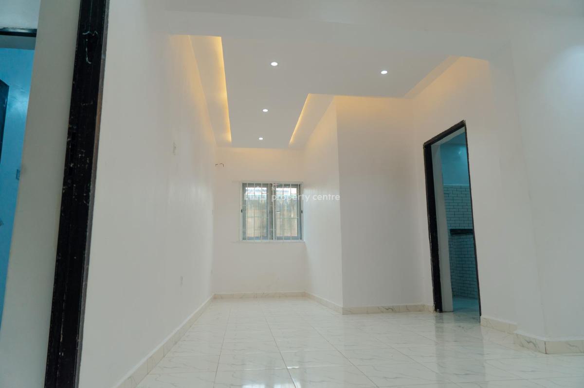Spacious 254sqm Luxury 3 Bedroom Apartment, 81 Dele Orisabiyi Street, Ago Palace, Isolo, Lagos, Flat / Apartment for Rent