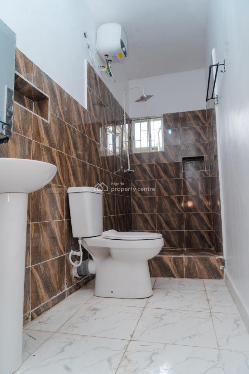 Spacious 254sqm Luxury 3 Bedroom Apartment, 81 Dele Orisabiyi Street, Ago Palace, Isolo, Lagos, Flat / Apartment for Rent