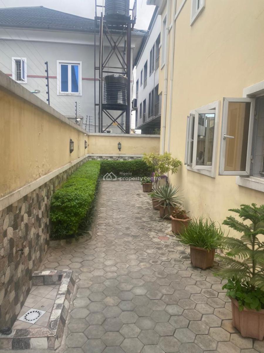 5 Bedroom Fully Detached Duplex Plus 2 Rooms Bq, Lekki Phase 1, Lekki, Lagos, Detached Duplex for Sale