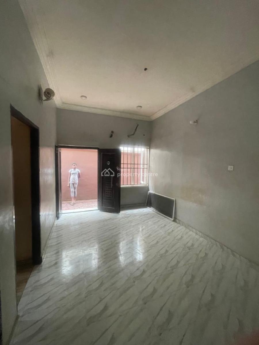 Lovely 2 Bedroom Flat Apartment, By Omole Phase 2, Olowora, Magodo, Lagos, Flat / Apartment for Rent