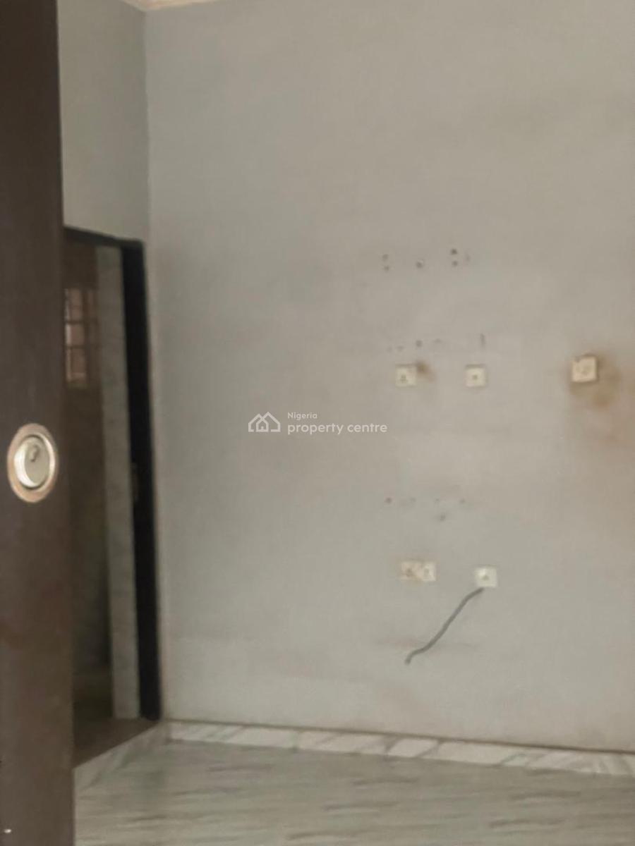 Lovely 2 Bedroom Flat Apartment, By Omole Phase 2, Olowora, Magodo, Lagos, Flat / Apartment for Rent