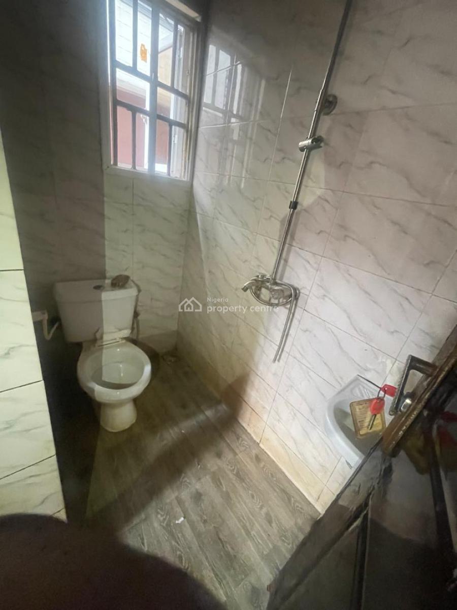 Lovely 2 Bedroom Flat Apartment, By Omole Phase 2, Olowora, Magodo, Lagos, Flat / Apartment for Rent