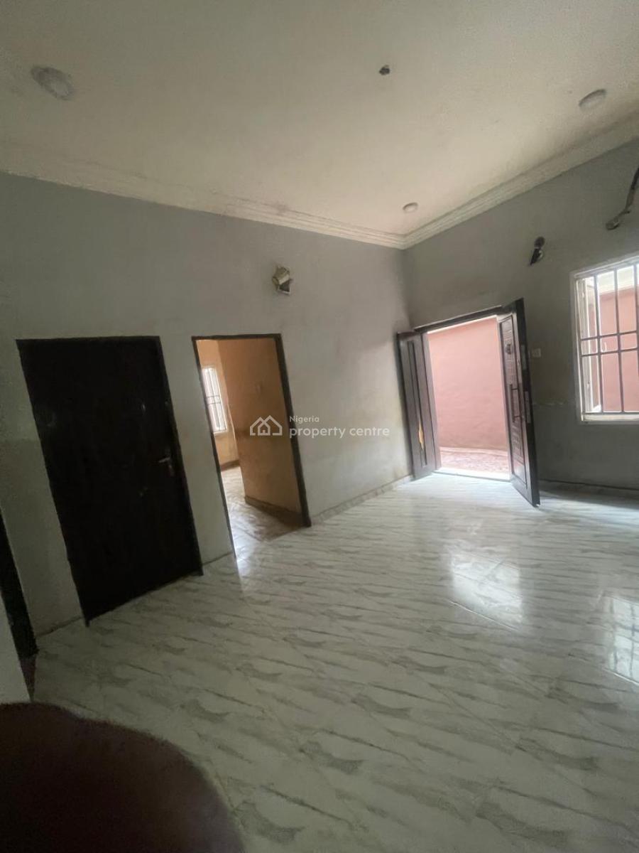 Lovely 2 Bedroom Flat Apartment, By Omole Phase 2, Olowora, Magodo, Lagos, Flat / Apartment for Rent