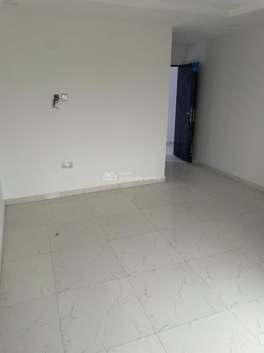 Newly Renovated 3 Bedroom En-suite Serviced Flat, Ikate, Lekki, Lagos, Flat / Apartment for Rent