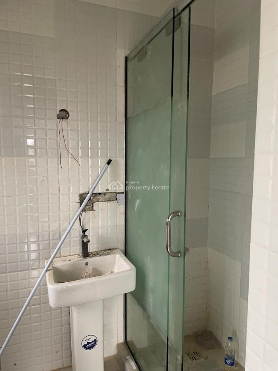 Newly Renovated 3 Bedroom En-suite Serviced Flat, Ikate, Lekki, Lagos, Flat / Apartment for Rent