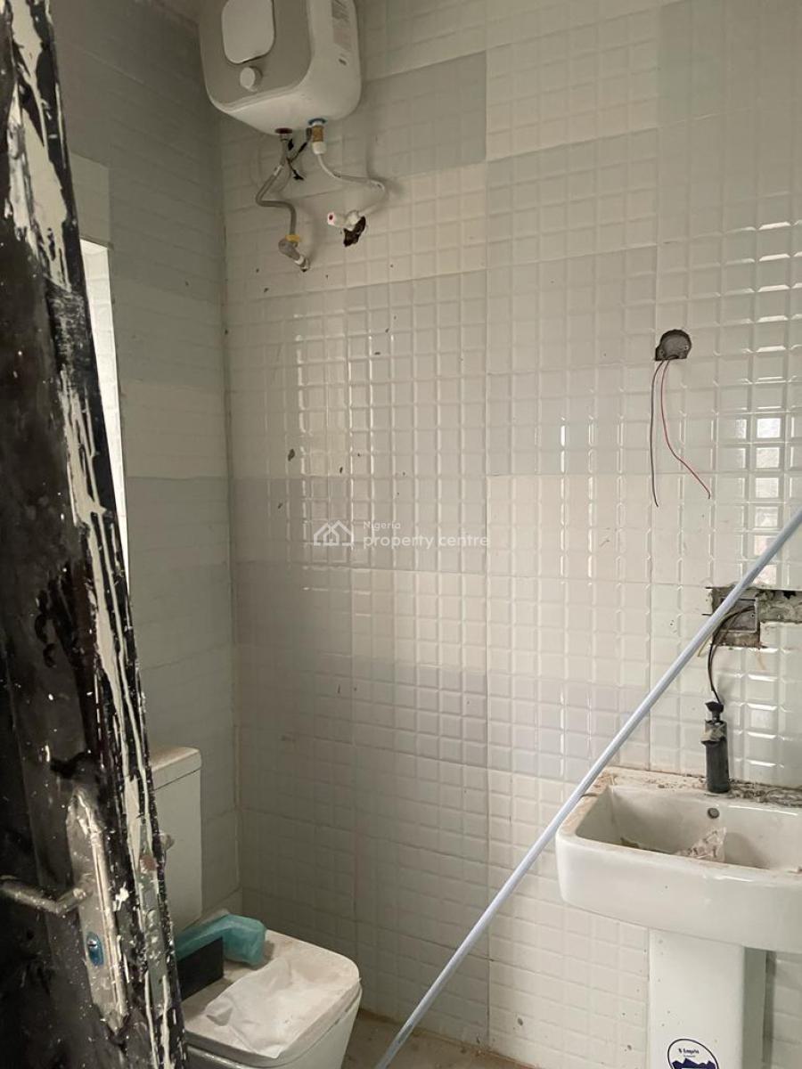 Newly Renovated 3 Bedroom En-suite Serviced Flat, Ikate, Lekki, Lagos, Flat / Apartment for Rent