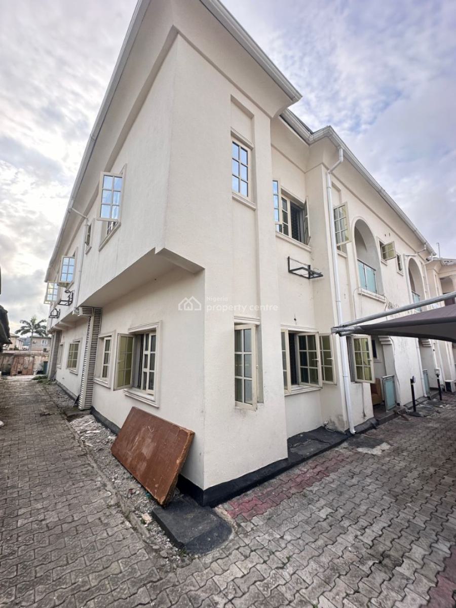 Spacious 5 Bedroom Terrace Duplex, Lekki Phase 1, Lekki, Lagos, Terraced Duplex for Rent