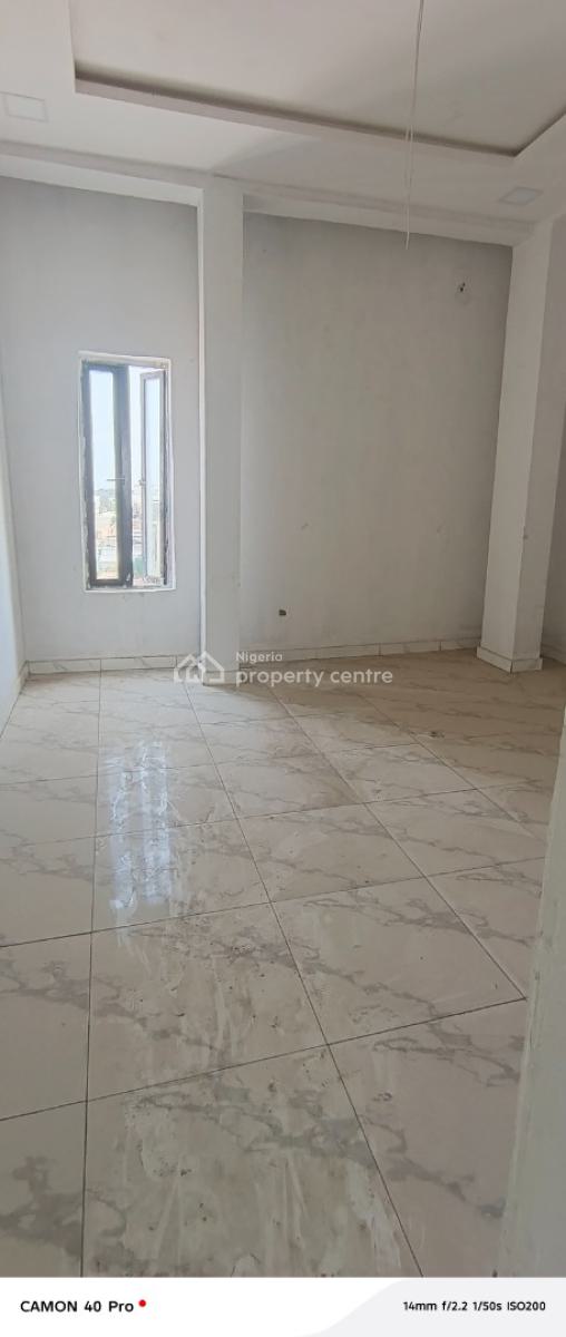 52sqm Space for Either Office Or Storage, Lekki Right By Petrocam, Lekki Phase 1, Lekki, Lagos, Warehouse for Rent