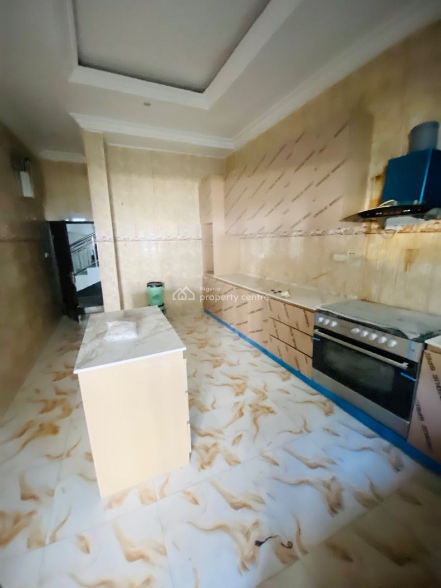Beautiful 5-bedroom Detached Home with Bq, Chevron Drive, Lekki, Lagos, Detached Duplex for Sale