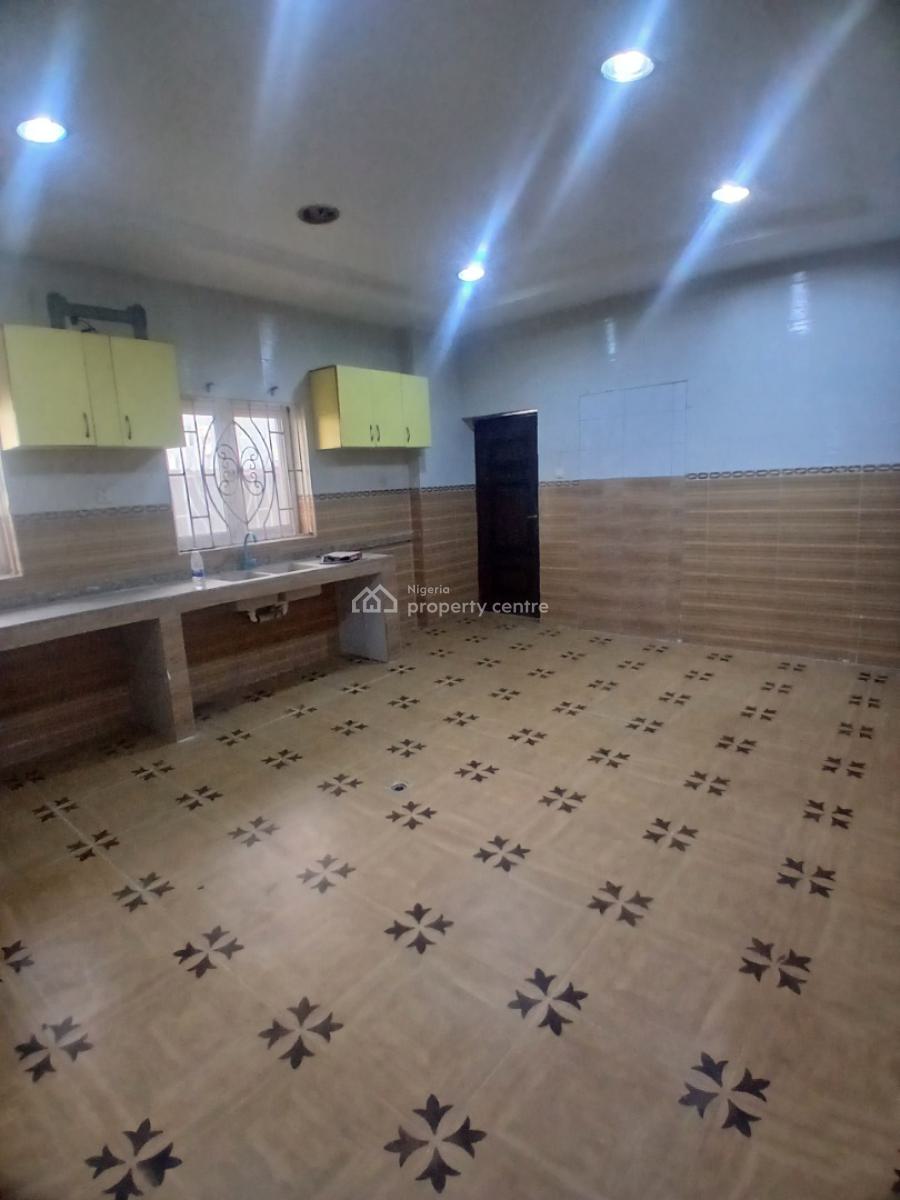 Perfect 3 Bedroom Flat, Abraham Adesanya, Ajah, Lekki Phase 2, Lekki, Lagos, Flat / Apartment for Rent