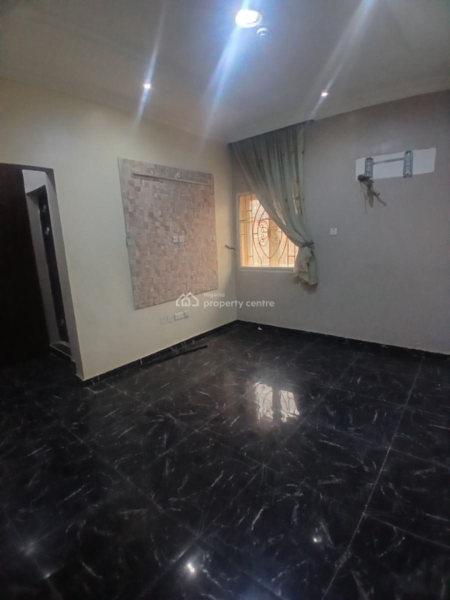 Perfect 3 Bedroom Flat, Abraham Adesanya, Ajah, Lekki Phase 2, Lekki, Lagos, Flat / Apartment for Rent