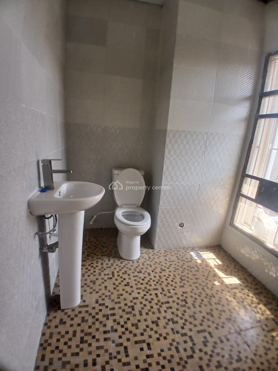 Perfect 3 Bedroom Flat, Abraham Adesanya, Ajah, Lekki Phase 2, Lekki, Lagos, Flat / Apartment for Rent