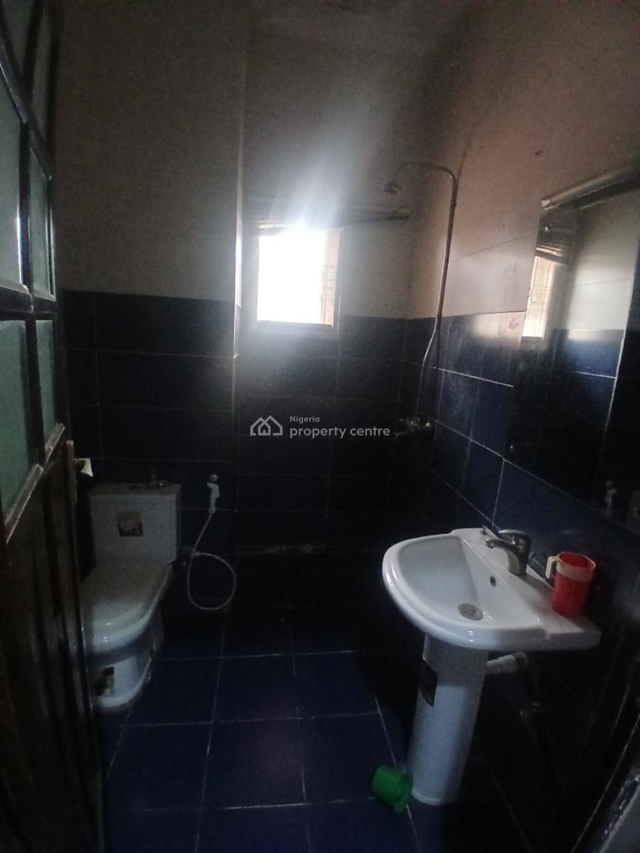 Perfect 3 Bedroom Flat, Abraham Adesanya, Ajah, Lekki Phase 2, Lekki, Lagos, Flat / Apartment for Rent