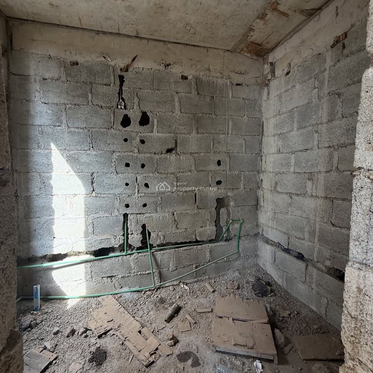 a Solidly Built Carcass 4-bedroom Terraced Duplex, Gwarinpa, Abuja, Terraced Duplex for Sale