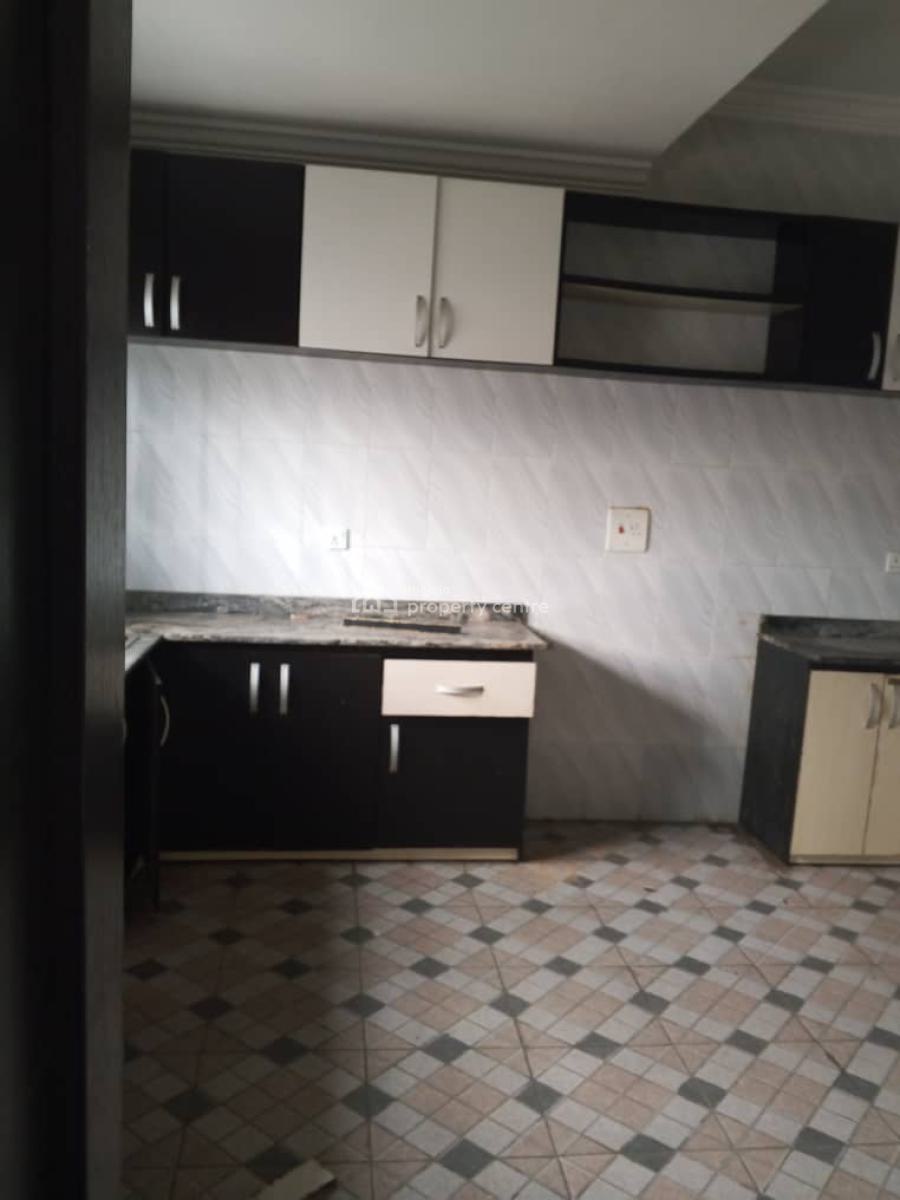 Super Standard and Massive Beautiful 3 Bedroom Flat Upstairs, Exta Dock Behind Even Estate, Badore, Ajah, Lagos, Flat / Apartment for Rent