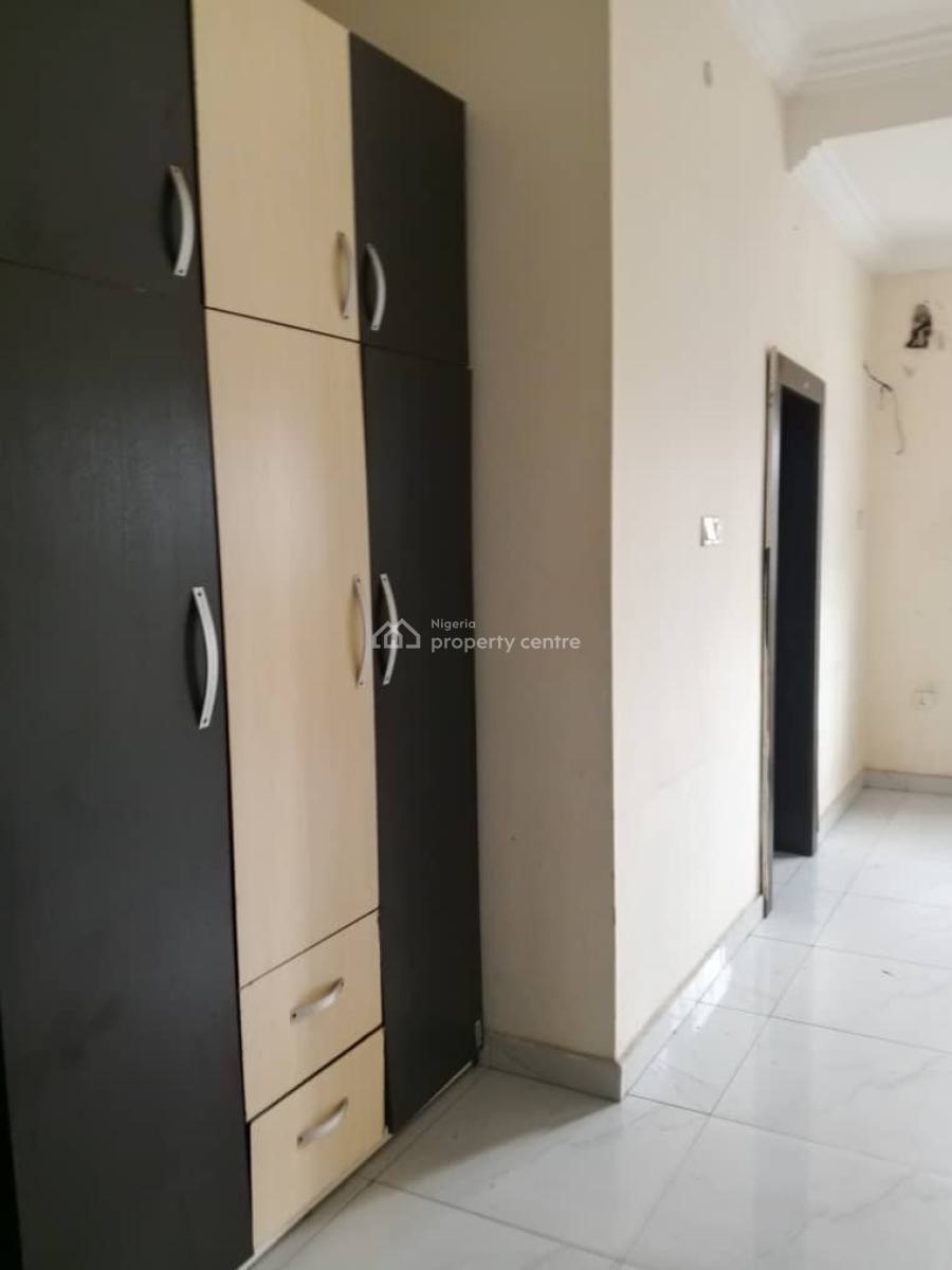 Super Standard and Massive Beautiful 3 Bedroom Flat Upstairs, Exta Dock Behind Even Estate, Badore, Ajah, Lagos, Flat / Apartment for Rent