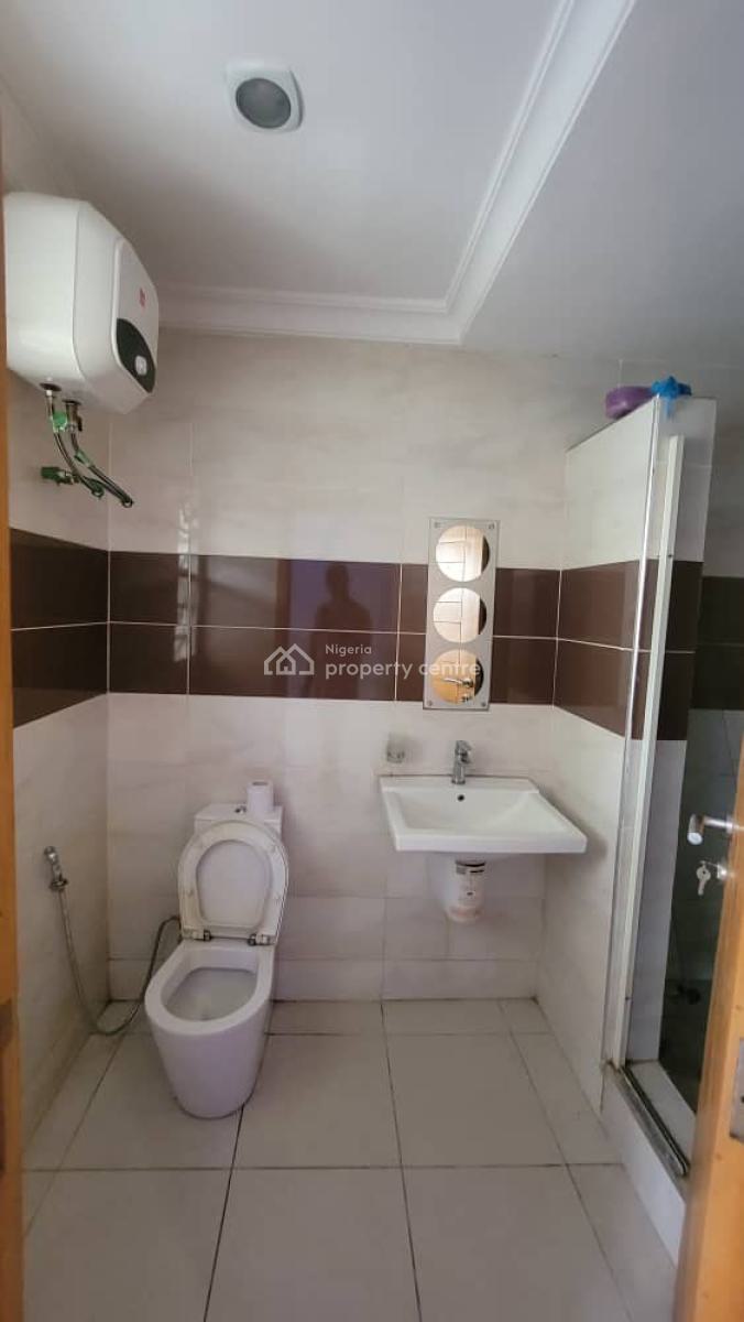 Serviced Sizeable 2 Bedroom Groud Floor Apartment with Fitted Kitchenett, Gra Phase 2 Estate, Magodo, Lagos, Flat / Apartment for Rent