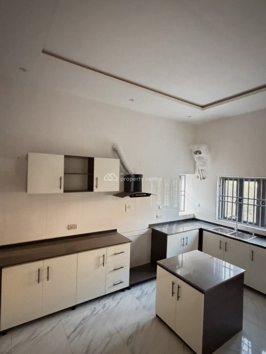 Solid Built 5 Bedroom Detached Duplex in a Serene Environment, Guzape District, Abuja, Detached Duplex for Sale