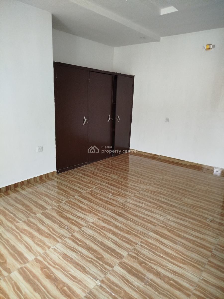 Standard 2 Bedroom Apartment Upstairs, Marshy Hill Estate, Ajah, Lagos, Flat / Apartment for Rent