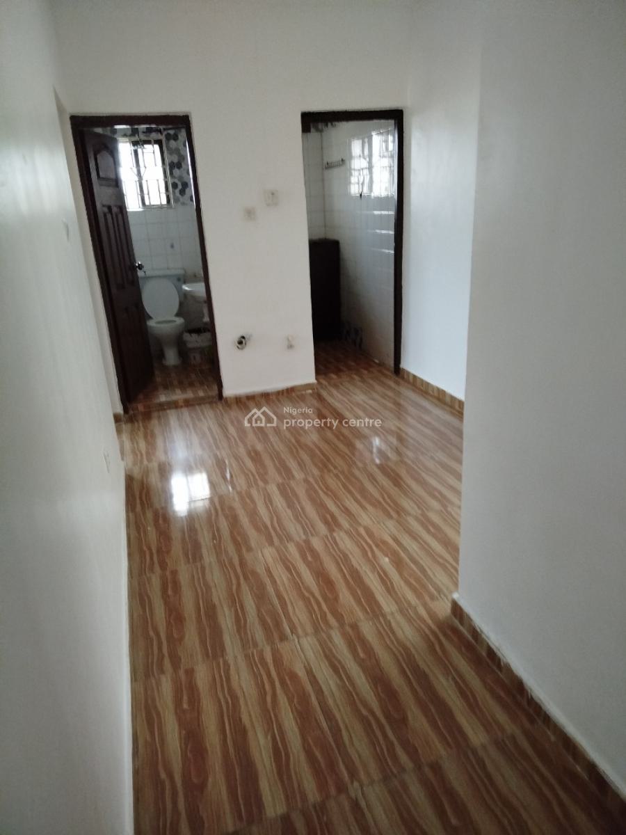 Standard 2 Bedroom Apartment Upstairs, Marshy Hill Estate, Ajah, Lagos, Flat / Apartment for Rent