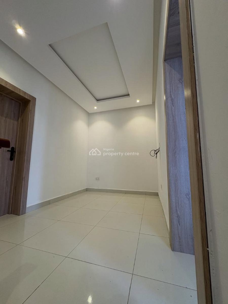 Self Compound 4 Bedroom Terrace Duplex, Ikota, Lekki, Lagos, Semi-detached Duplex for Sale