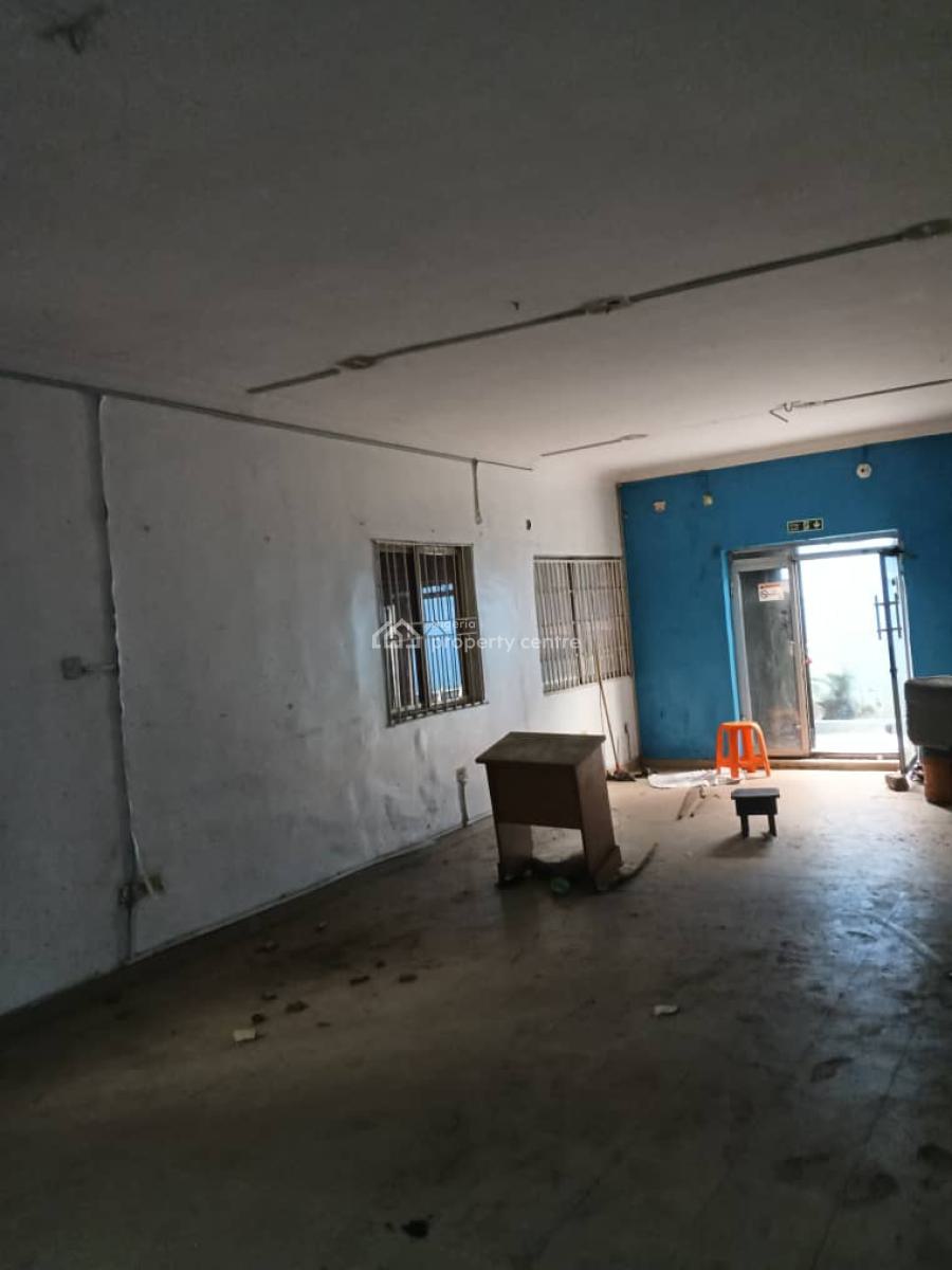 Very Spacious Ground Floor Open Space Good for Restaurant and More, on Toyin Street Ikeja, Ikeja, Lagos, Shop for Rent