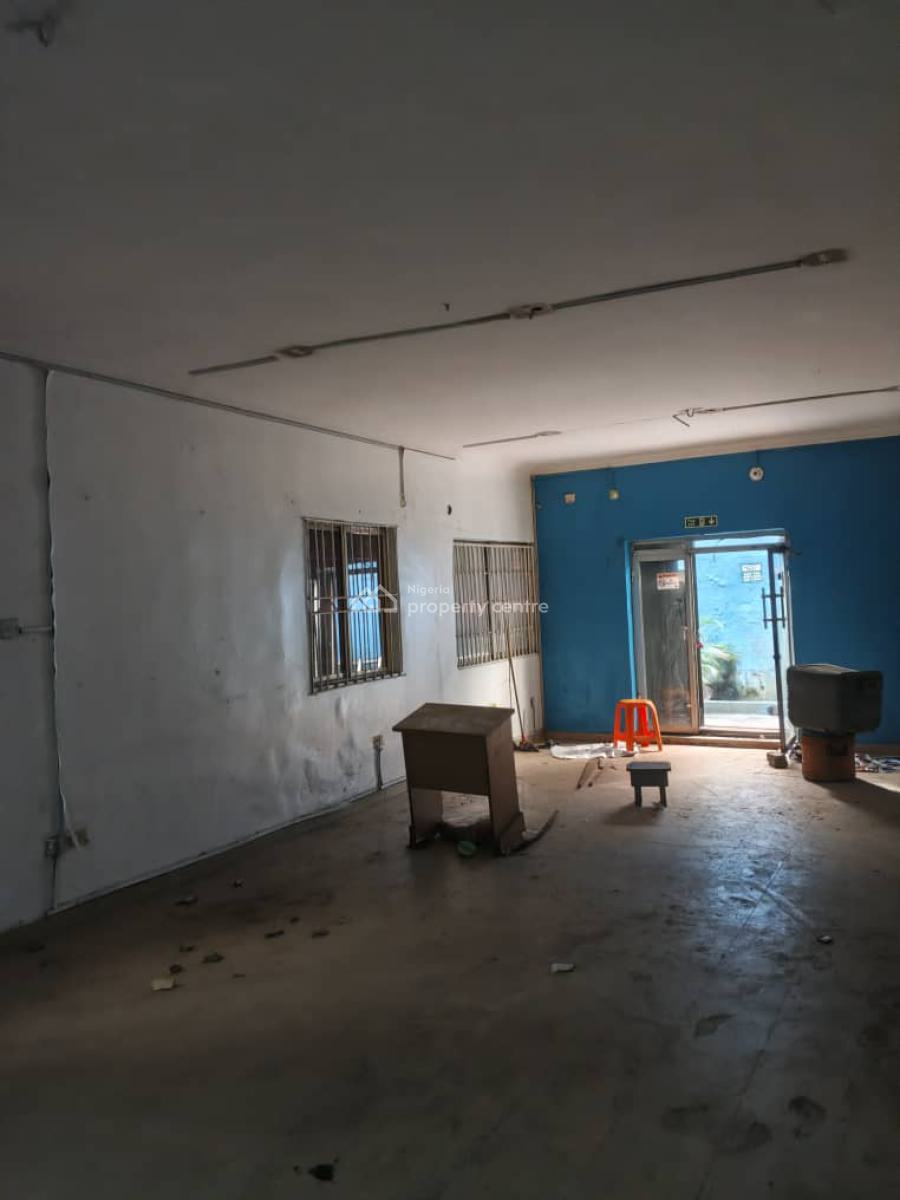 Very Spacious Ground Floor Open Space Good for Restaurant and More, on Toyin Street Ikeja, Ikeja, Lagos, Shop for Rent