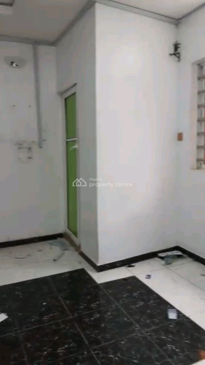 Decent Mini Flat, Ground Floor, Soluyi, Gbagada, Lagos, Mini Flat (room and Parlour) for Rent