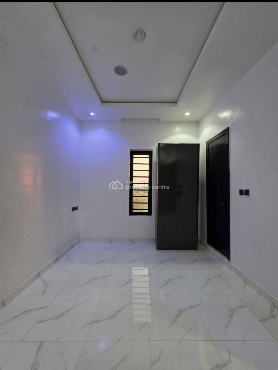 5 Bedroom Fully-detached Duplex with Bq, Ajah, Lagos, Detached Duplex for Sale